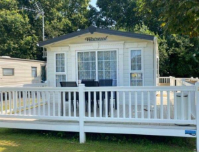 Kellys Holiday Homes Westwood 2 bedrooms caravan